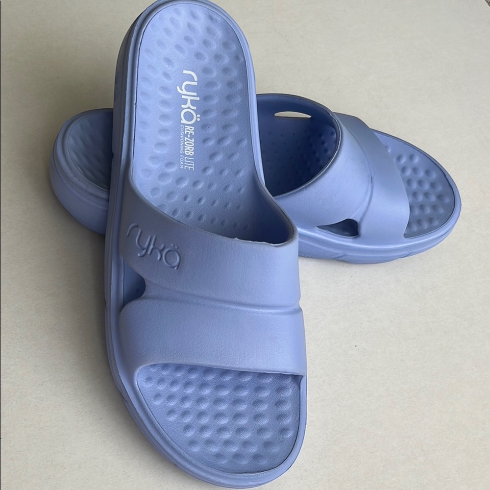 Ryka Ultimate Recovery Molded Slide Sandals
Restore Slide in periwinkle
